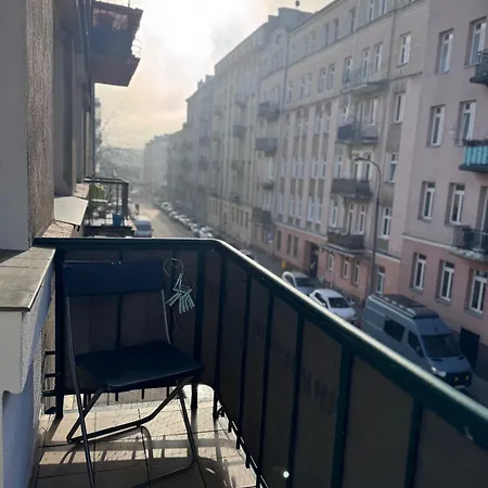 Samodzielne Mieszkanie Dwupokojowe Warszawa