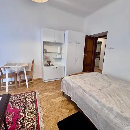 10 Min Metro Dworzec Wilenski Varsó