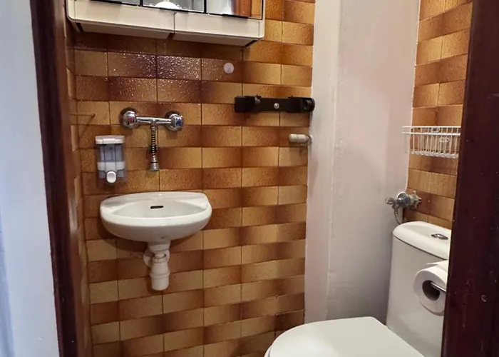 10 Min Metro Dworzec Wilenski Homestay szállás *